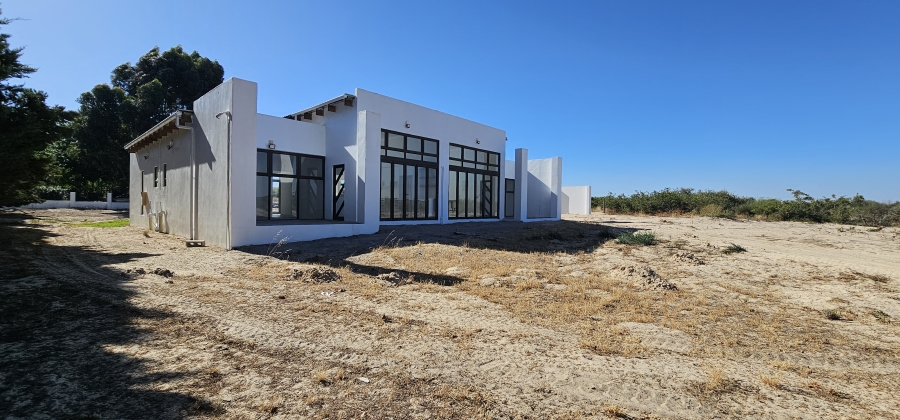 5 Bedroom Property for Sale in Hopefield Western Cape